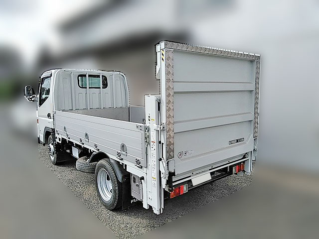 三菱ふそうキャンターガッツアルミブロック小型（2t・3t）[写真05]