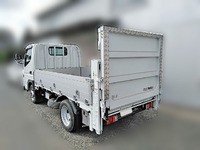 三菱ふそうキャンターガッツアルミブロック小型（2t・3t）[写真05]