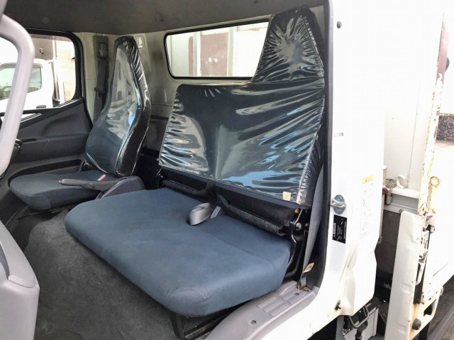 三菱ふそうキャンターその他の形状小型（2t・3t）[写真31]