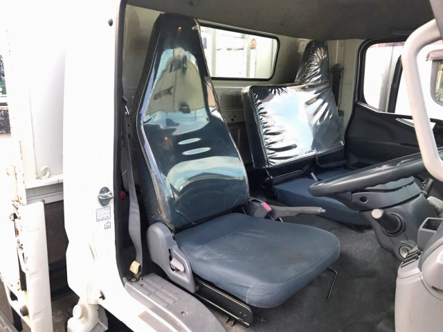 三菱ふそうキャンターその他の形状小型（2t・3t）[写真33]