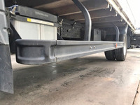 三菱ふそうキャンター平ボディ小型（2t・3t）[写真18]