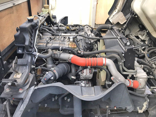 三菱ふそうキャンター平ボディ小型（2t・3t）[写真26]