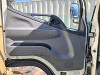 三菱ふそうキャンター平ボディ小型（2t・3t）[写真28]