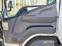 三菱ふそうキャンター平ボディ小型（2t・3t）[写真29]