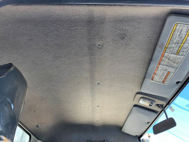 三菱ふそうキャンター平ボディ小型（2t・3t）[写真34]