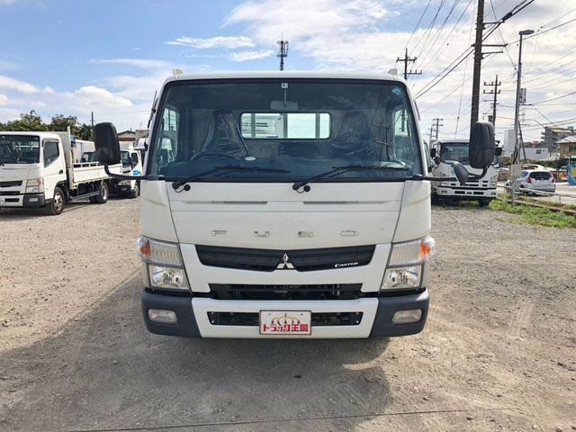 三菱ふそうキャンター平ボディ小型（2t・3t）[写真07]