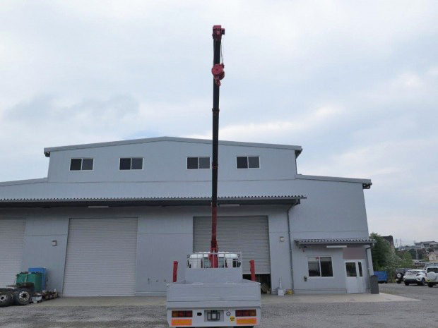 いすゞフォワードセルフクレーン4段増トン（6t・8t）[写真19]