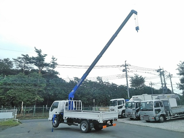 いすゞエルフクレーン4段小型（2t・3t）[写真13]