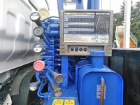 いすゞエルフクレーン4段小型（2t・3t）[写真18]