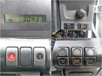 いすゞエルフクレーン4段小型（2t・3t）[写真37]