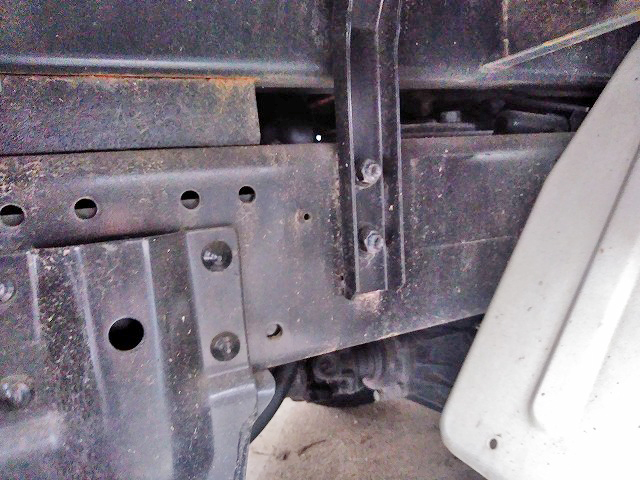 いすゞエルフダブルキャブ・ダンプ小型（2t・3t）[写真08]