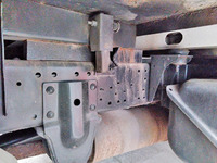 いすゞエルフダブルキャブ・ダンプ小型（2t・3t）[写真09]