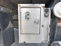 いすゞエルフ平ボディ小型（2t・3t）[写真21]