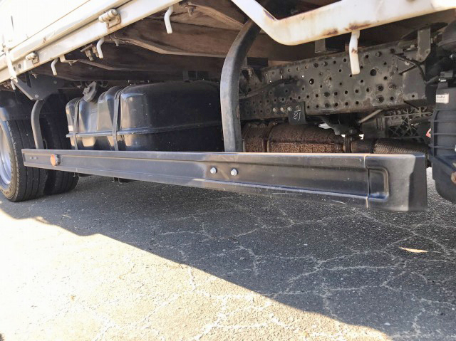 いすゞエルフ平ボディ小型（2t・3t）[写真23]