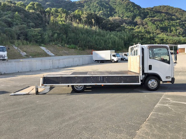 いすゞエルフ平ボディ小型（2t・3t）[写真08]