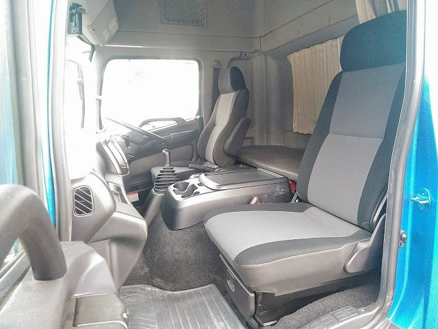 日野レンジャーアルミバン中型（4t）[写真30]