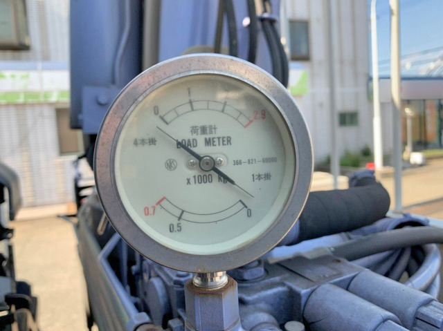 いすゞフォワードクレーン4段増トン（6t・8t）[写真15]