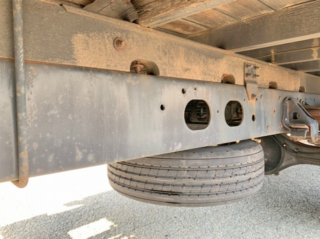 いすゞフォワードクレーン4段増トン（6t・8t）[写真24]