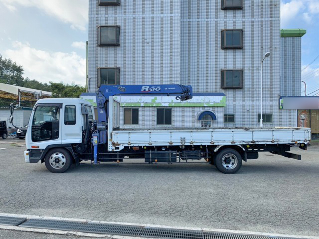 いすゞフォワードクレーン4段増トン（6t・8t）[写真05]