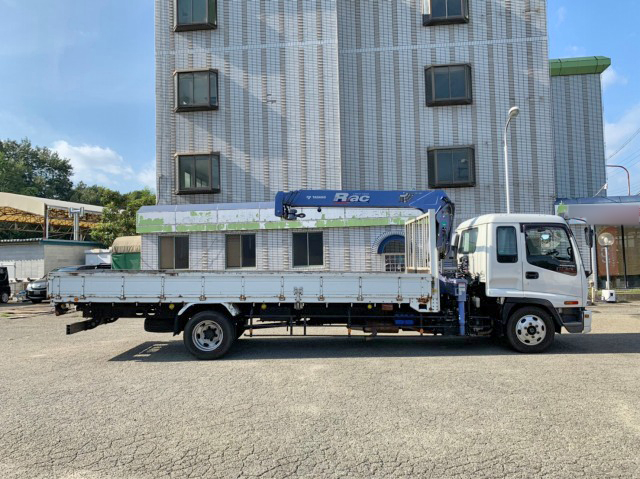 いすゞフォワードクレーン4段増トン（6t・8t）[写真06]