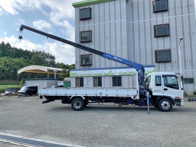 いすゞフォワードクレーン4段増トン（6t・8t）[写真08]