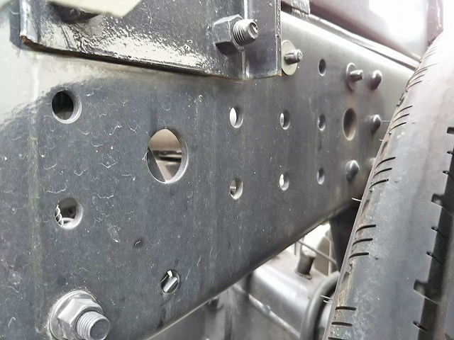 三菱ふそうキャンターアームロール小型（2t・3t）[写真20]