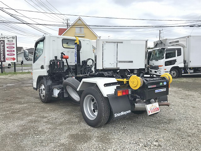 三菱ふそうキャンターアームロール小型（2t・3t）[写真04]