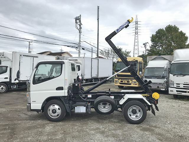 三菱ふそうキャンターアームロール小型（2t・3t）[写真06]