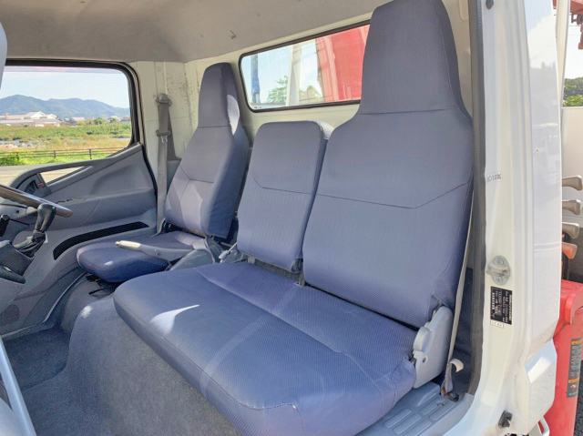 三菱ふそうキャンターユニック4段小型（2t・3t）[写真34]