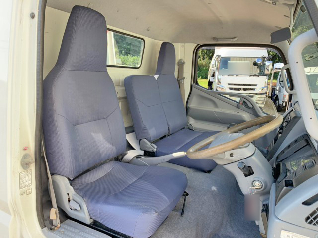 三菱ふそうキャンターユニック4段小型（2t・3t）[写真35]