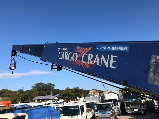 三菱ふそうキャンタークレーン3段小型（2t・3t）[写真16]