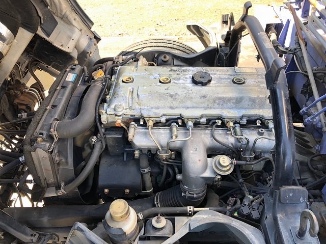 三菱ふそうキャンタークレーン3段小型（2t・3t）[写真24]