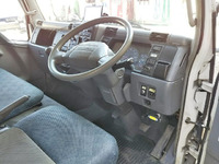 三菱ふそうキャンタークレーン3段小型（2t・3t）[写真33]