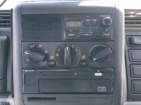 三菱ふそうキャンタークレーン3段小型（2t・3t）[写真34]