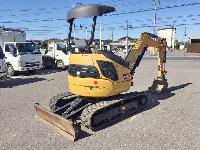 CATミニユンボ（ミニバックホー）[写真02]