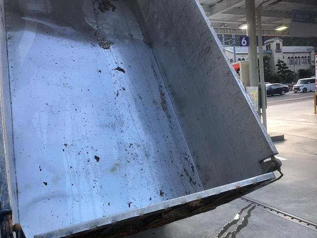 三菱ふそうキャンター深ダンプ（土砂禁ダンプ）小型（2t・3t）[写真10]