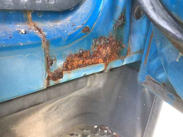 三菱ふそうキャンター深ダンプ（土砂禁ダンプ）小型（2t・3t）[写真18]