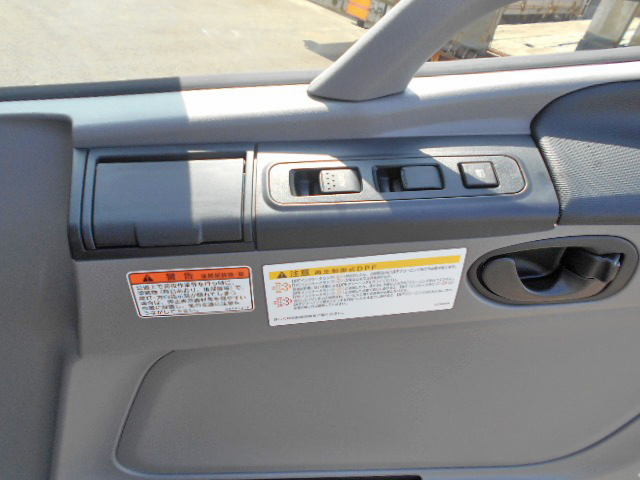 三菱ふそうスーパーグレート深ダンプ（土砂禁ダンプ）大型（10t）[写真36]