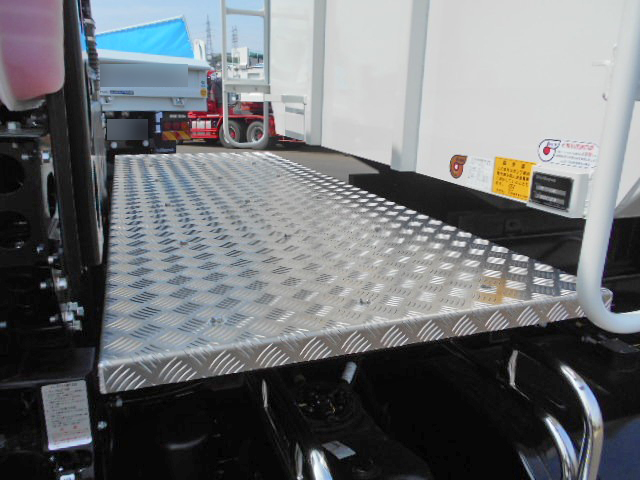 三菱ふそうスーパーグレート深ダンプ（土砂禁ダンプ）大型（10t）[写真20]
