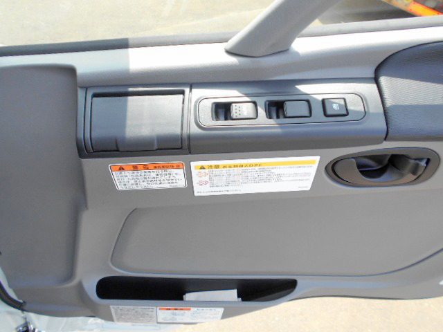 三菱ふそうスーパーグレート深ダンプ（土砂禁ダンプ）大型（10t）[写真38]