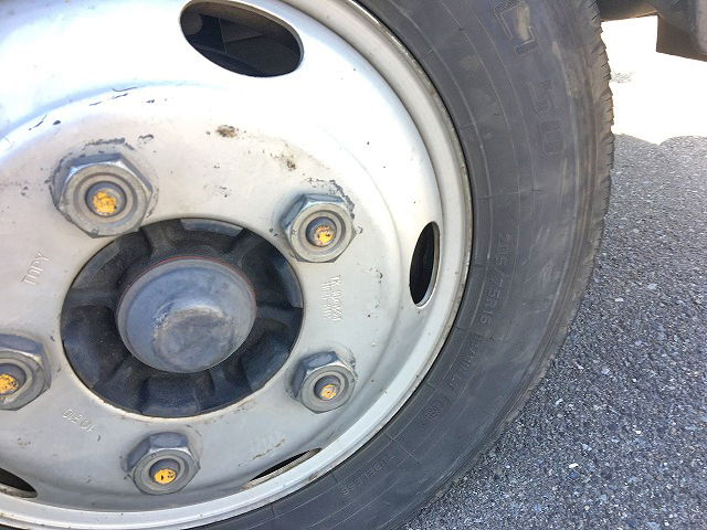 いすゞエルフダンプ小型（2t・3t）[写真11]