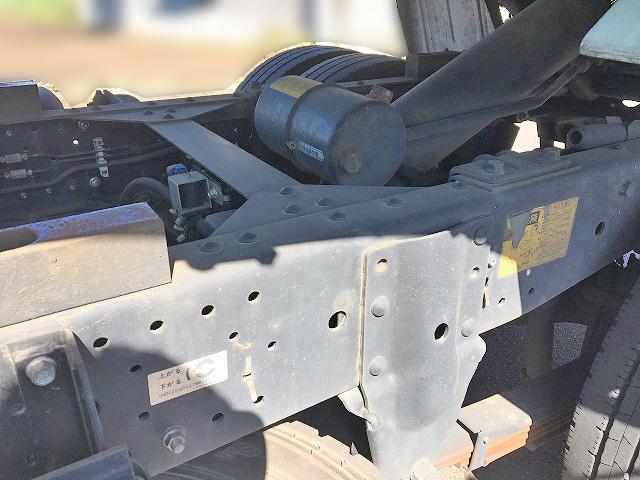 いすゞエルフダンプ小型（2t・3t）[写真08]