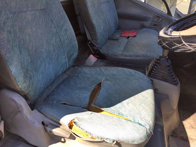 三菱ふそうキャンター平ボディ小型（2t・3t）[写真13]