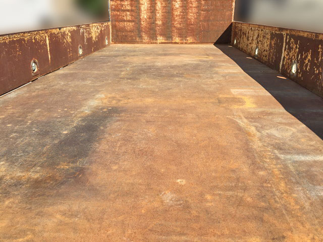 三菱ふそうキャンター平ボディ小型（2t・3t）[写真04]