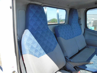 三菱ふそうキャンター平ボディ小型（2t・3t）[写真23]