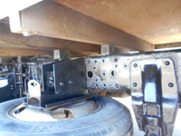 三菱ふそうキャンター平ボディ小型（2t・3t）[写真09]