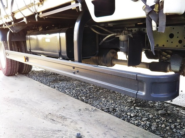 三菱ふそうキャンター幌車小型（2t・3t）[写真22]