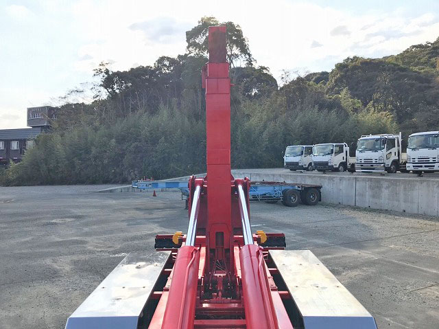 三菱ふそうスーパーグレートアームロール大型（10t）[写真12]