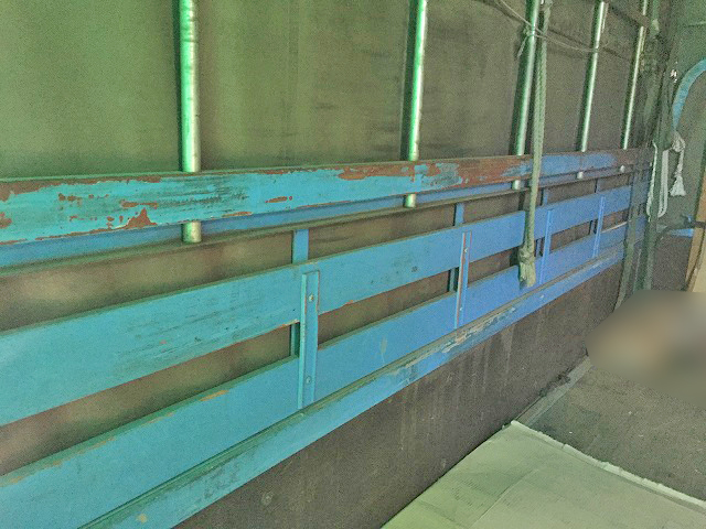 いすゞエルフ幌車小型（2t・3t）[写真10]