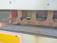 いすゞフォワードアルミウイング中型（4t）[写真13]